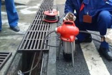 青州何官管道疏通一下,磷化管道用什么清洗,专业水管打压维修